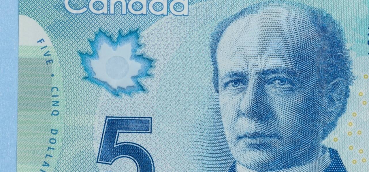 CAD y los datos de empleo en Canadá. Resumen de noticias financieras. Análisis EURUSD y USDCAD